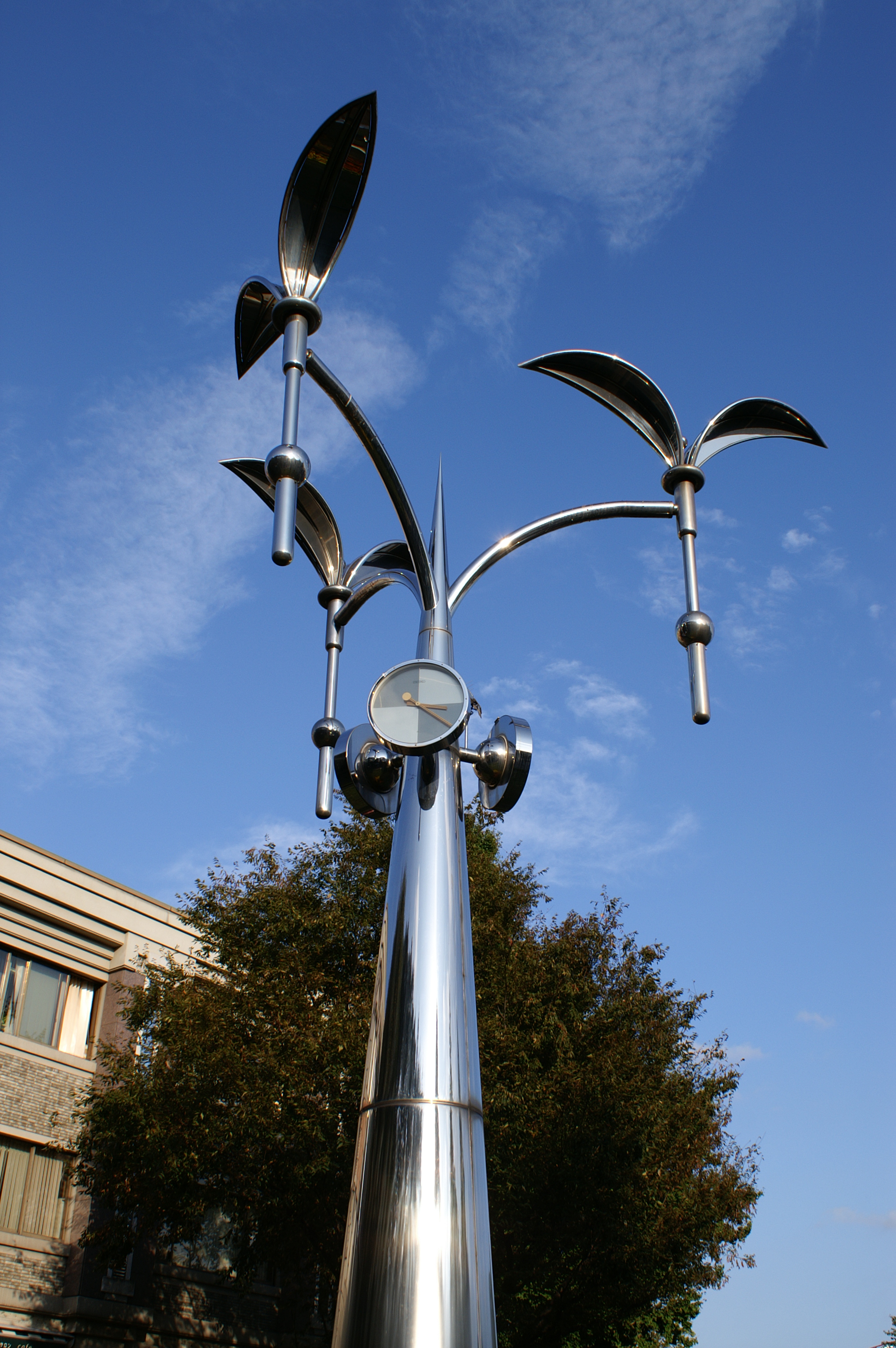 <b>α-7 DIGITAL / AF DT ZOOM 18-70mm F3.5-5.6（D） / 約2.3MB / 2000x3008 / 1/160秒 / F11 / 0.0EV / ISO100 / WB:オート / 22mm</b>