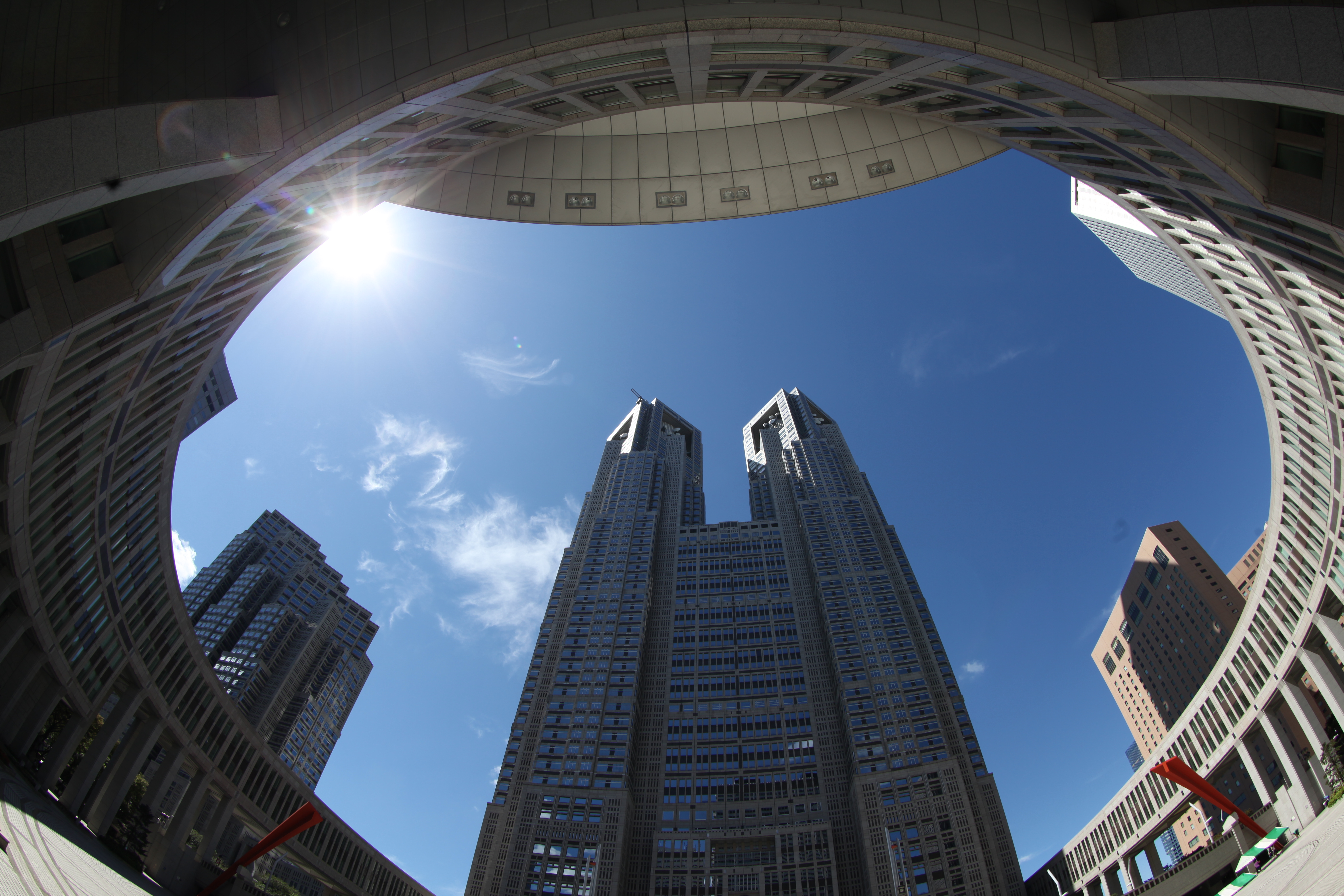 <b>EOS 5D Mark II / EF 8-15mm F4 L Fisheye USM / 約5.9MB / 5,616×3,744 / 1/200秒 / F10 / -0.3EV / ISO100 / 絞り優先AE / WB：オート / 15mm</b>