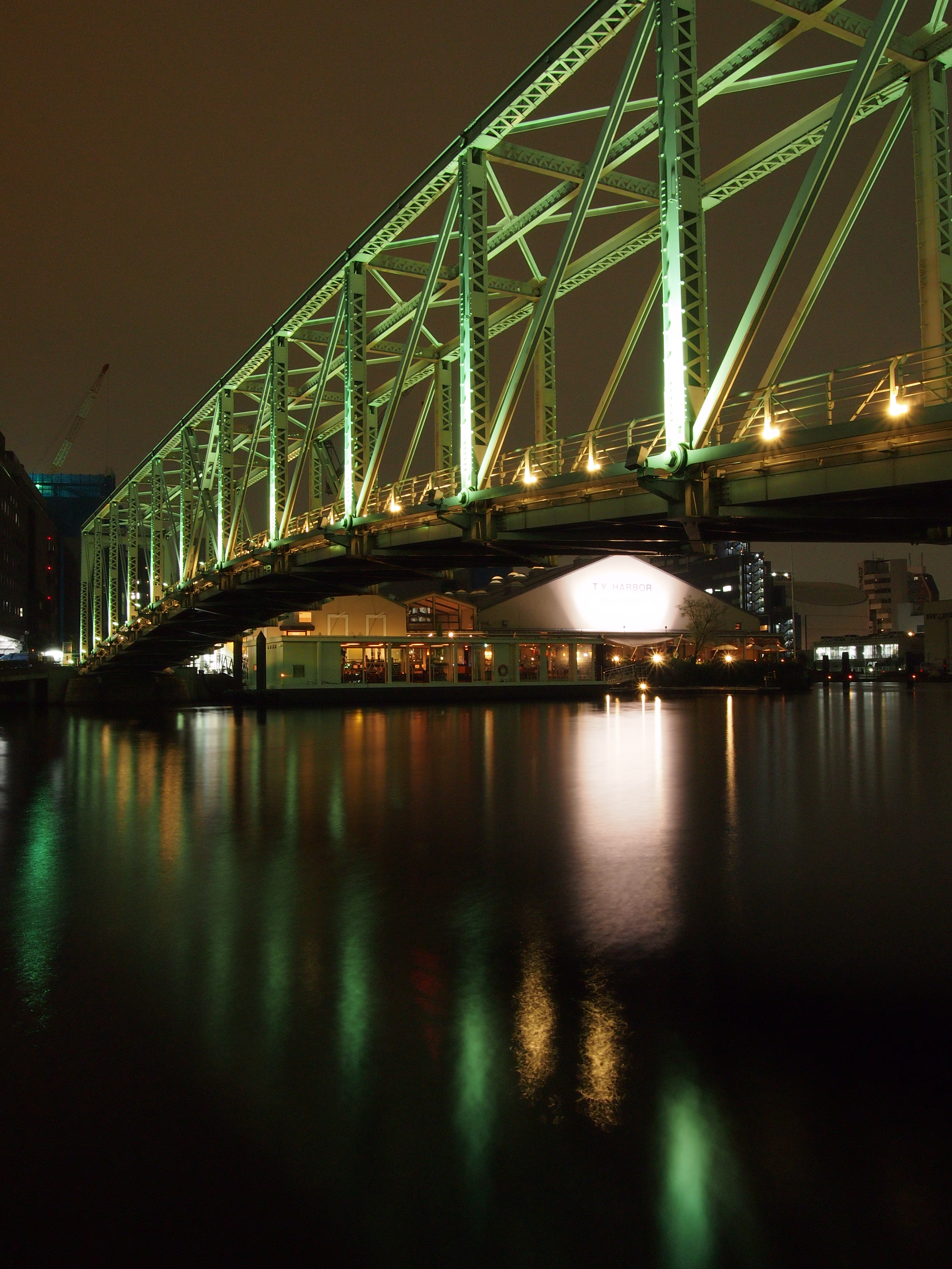 <b>E-PM1 / M.ZUIKO DIGITAL 14-42mm F3.5-5.6 II R / 約6.7MB / 3,024×4,032 / 15秒 / F16 / 0.0EV / ISO200 / WB:オート / 14mm</b>