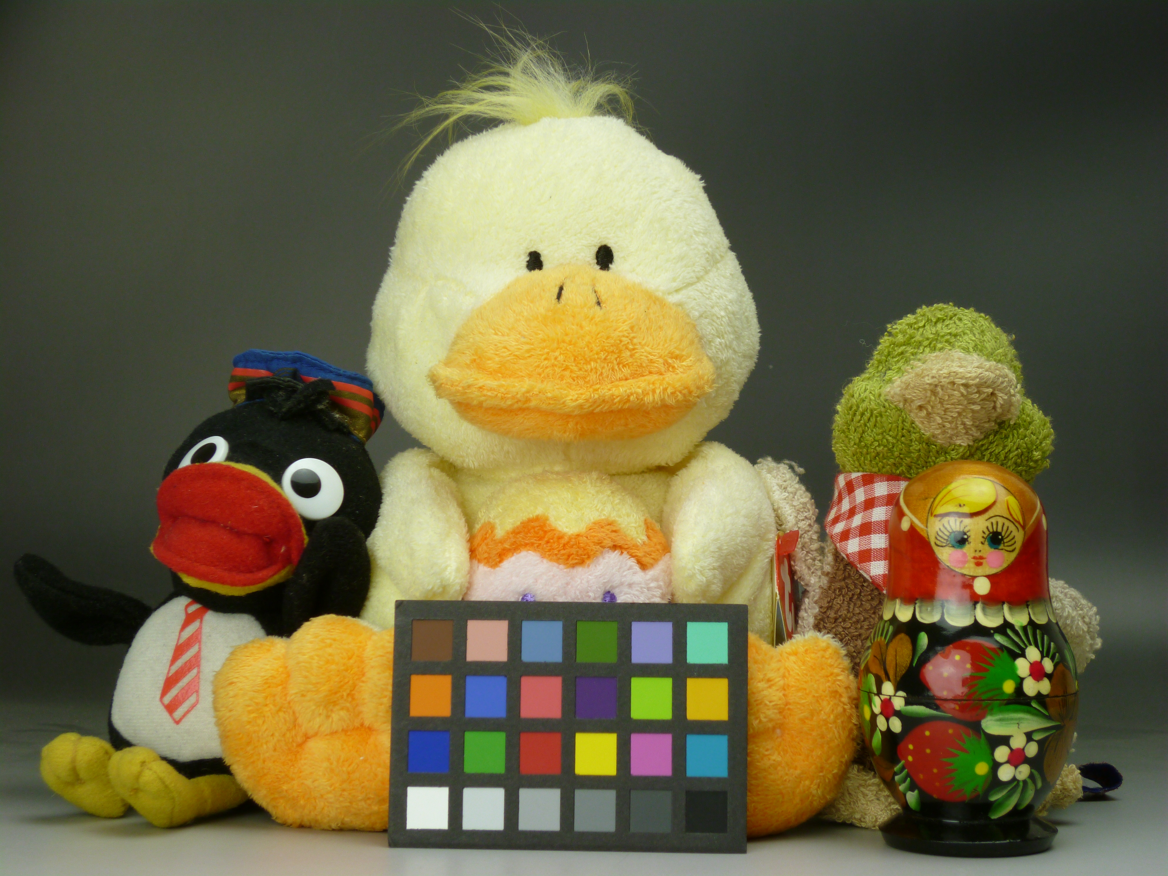 <b>ISO100 / DMC-FX90 / 約4.3MB / 4,000×3,000 / 1/50秒 / F4.2 / 0.0EV / WB:オート / 12.4mm</b>