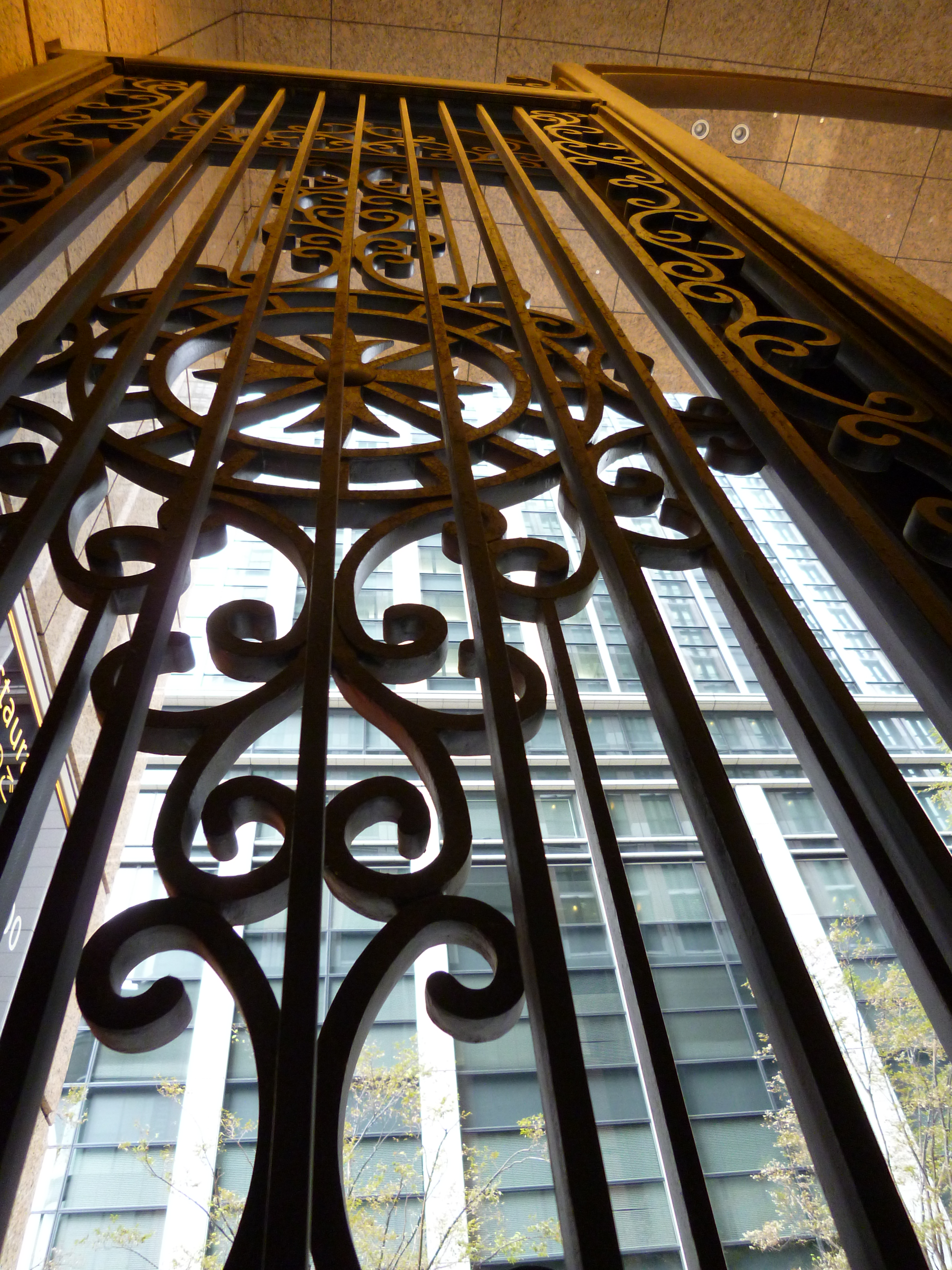 <b>DMC-FX90 / 約5.2MB / 3,000×4,000 / 1/60秒 / F2.5 / 0.0EV / ISO320 / WB:オート / 4.3mm</b>