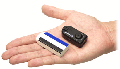 <b>消しゴムとのサイズ比較</b>