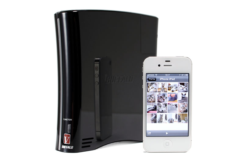 <b>LinkStation LS-V3.0TLをモバイル画像活用の中核とすれば、非常に柔軟に写真を楽しめるかも!?</b>