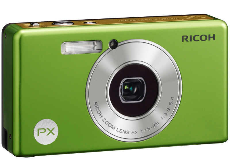 <b>RICOH PX。防水、防塵、耐衝撃性能を備える。発売は6月。実勢価格は1万6,700円前後。</b>