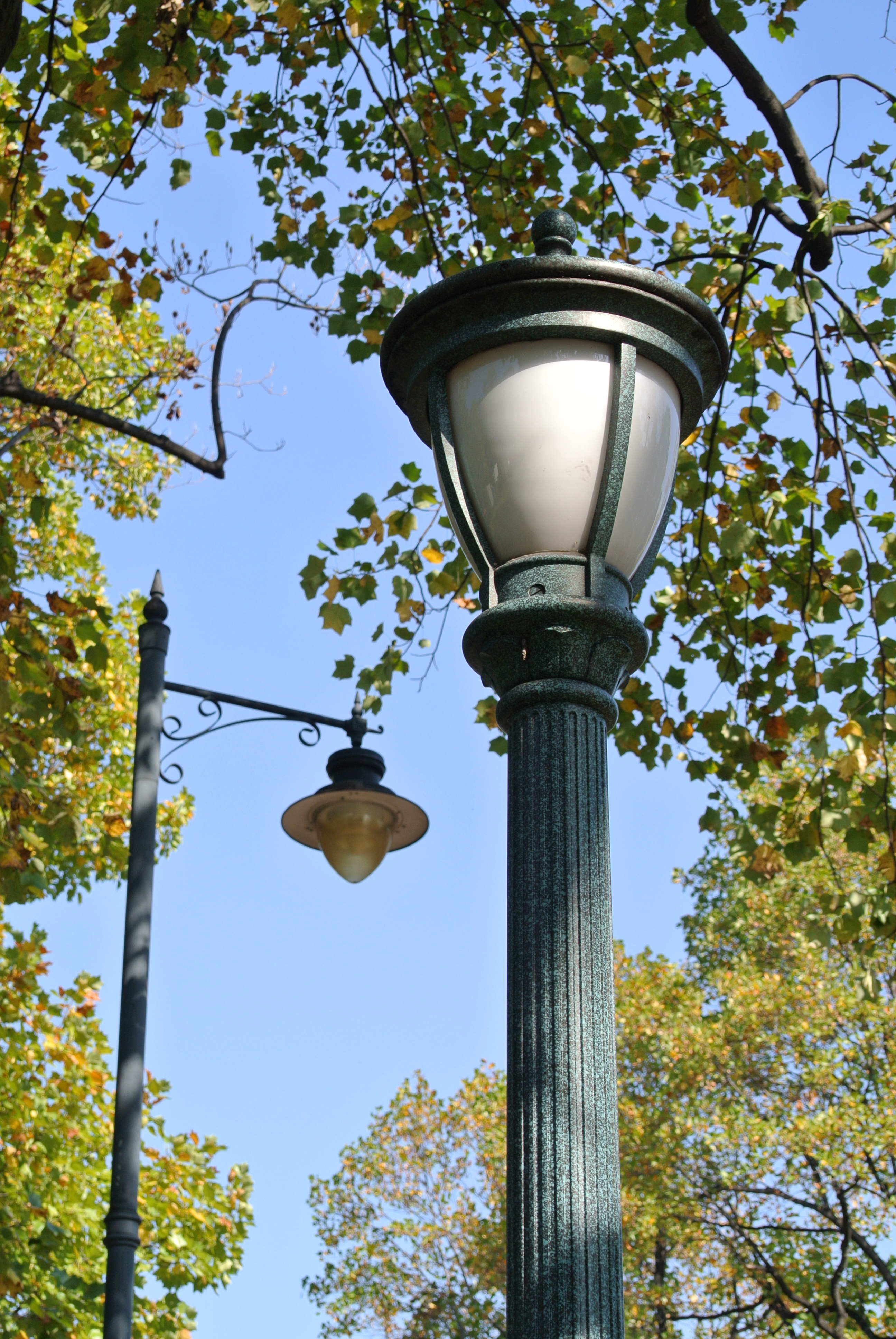 <b>Nikon 1 J1 / 1 NIKKOR VR 10-30mm F3.5-5.6 / 約6.2MB / 2,592×3,872 / 1/200秒 / F5.6 / +0.3EV / ISO100 / WB:オート / 30mm</b>