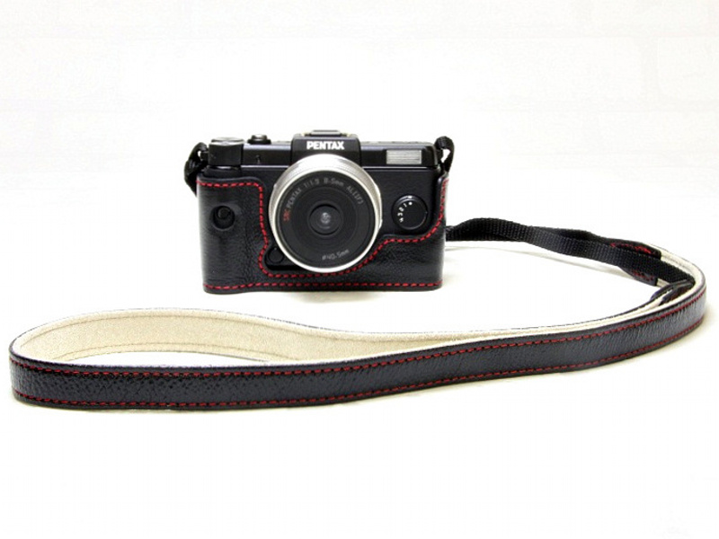 <b>ブラック/レッド</b>