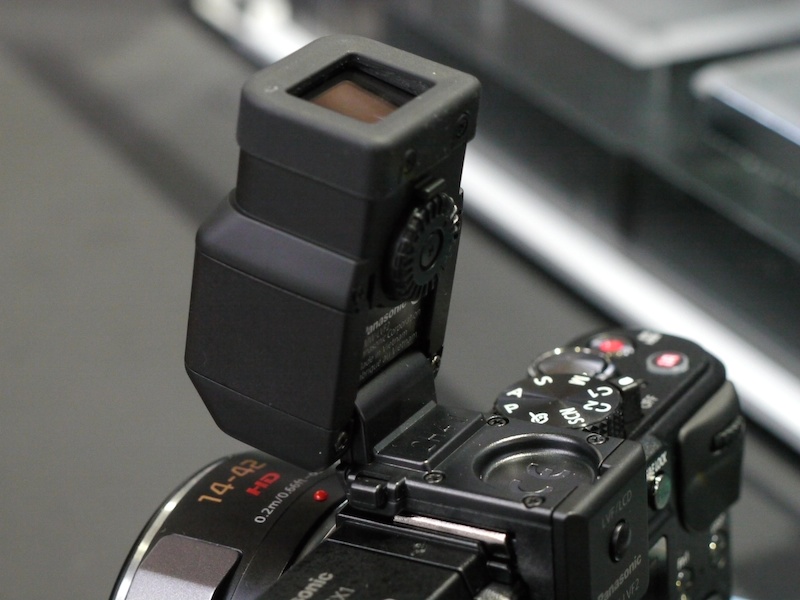 <b>上方90度にチルトできる</b>