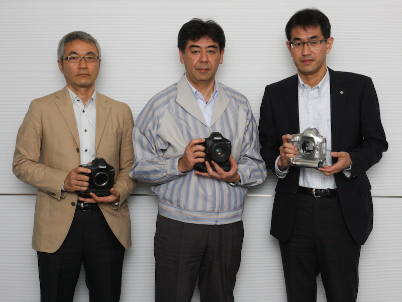 <b>今回話を伺ったメンバー。右から吉開俊二氏（商品企画を担当）、大嶋慎太郎氏（開発全体のとりまとめを担当）、田中昇氏（デザインおよび操作系を担当）</b>