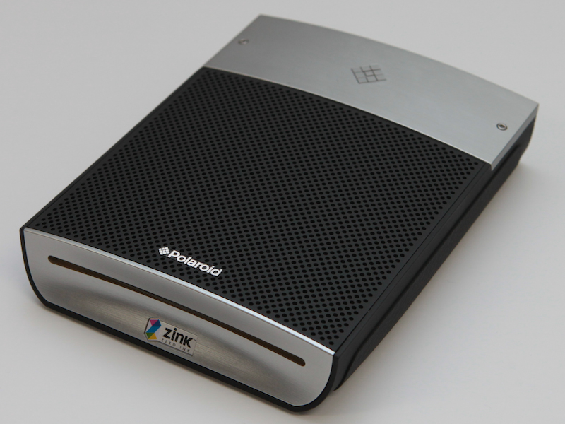 <b>こちらは9月に発売済みのインスタントプリンター「GL10」。レディー・ガガさんとのコラボレーション製品で、スマートフォンユーザーなどに向けている</b>