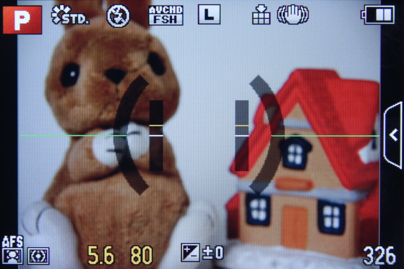 <b>電子水準器を新搭載。水平およびアオリ方向に対応</b>