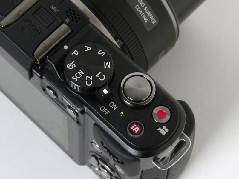 <b>シャッターボタン周り</b>