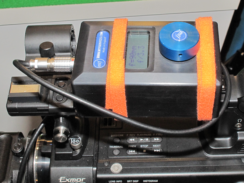 <b>コントローラー部。ダイヤルで絞りを調節する</b>