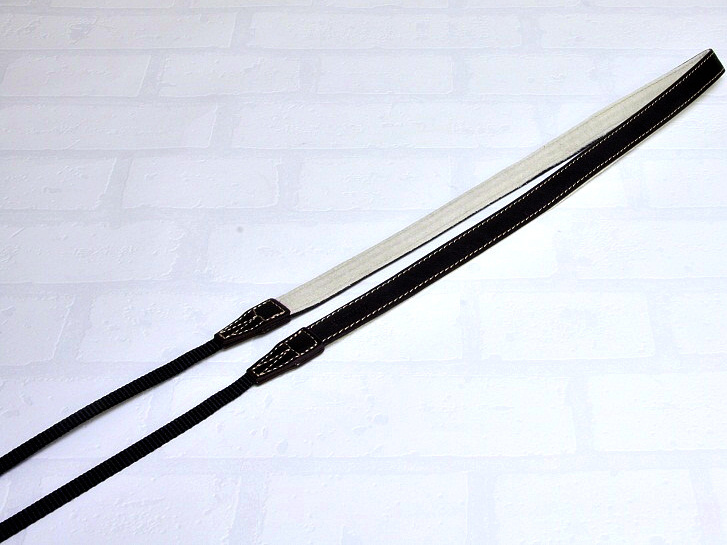 <b>ダークブラウン</b>