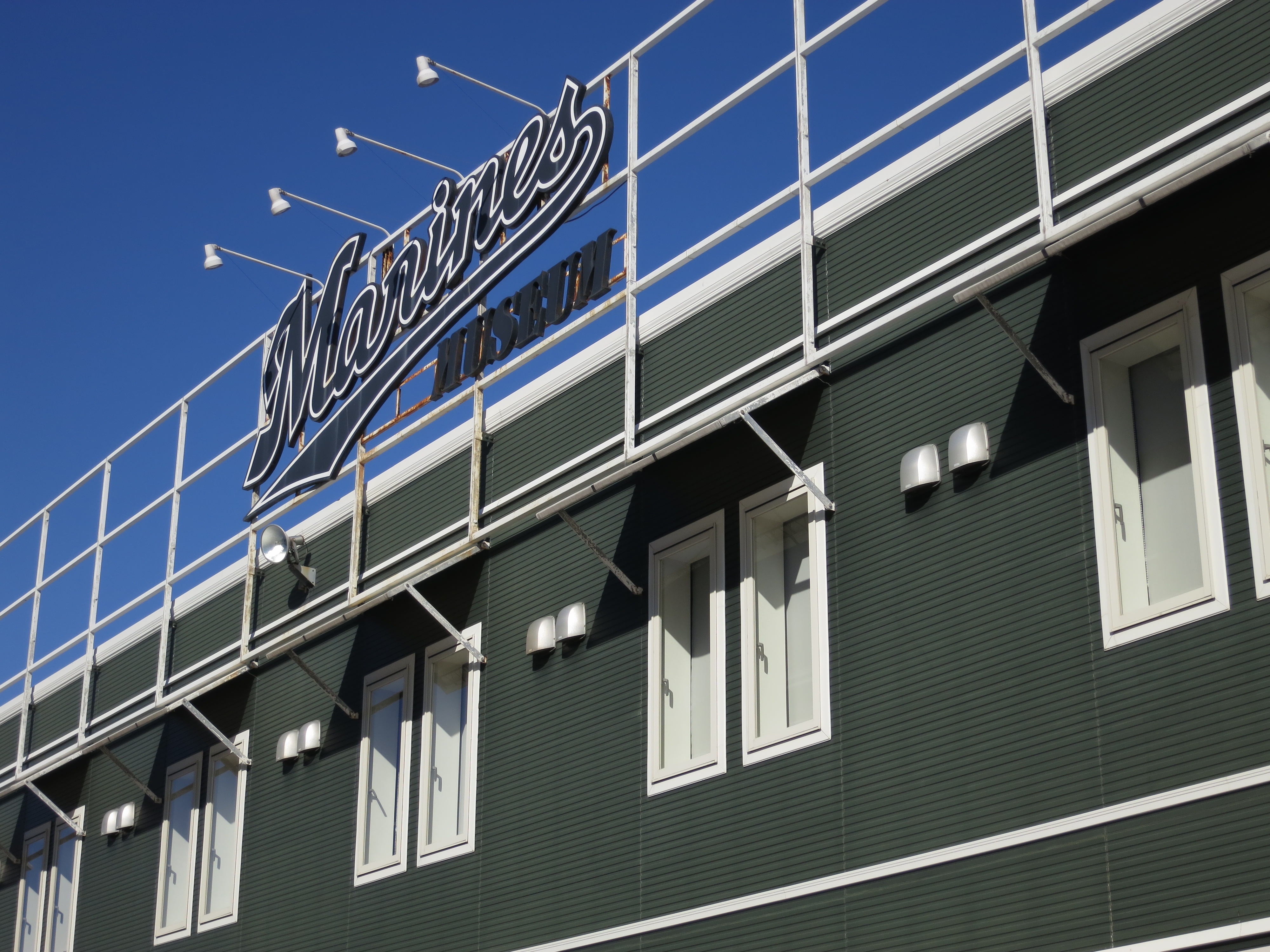 <b>PowerShot S100 / 約2.9MB / 4,000×3,000 / 1/1,000秒 / F4 / -0.3EV / ISO80 / WB:オート / 12.3mm</b>