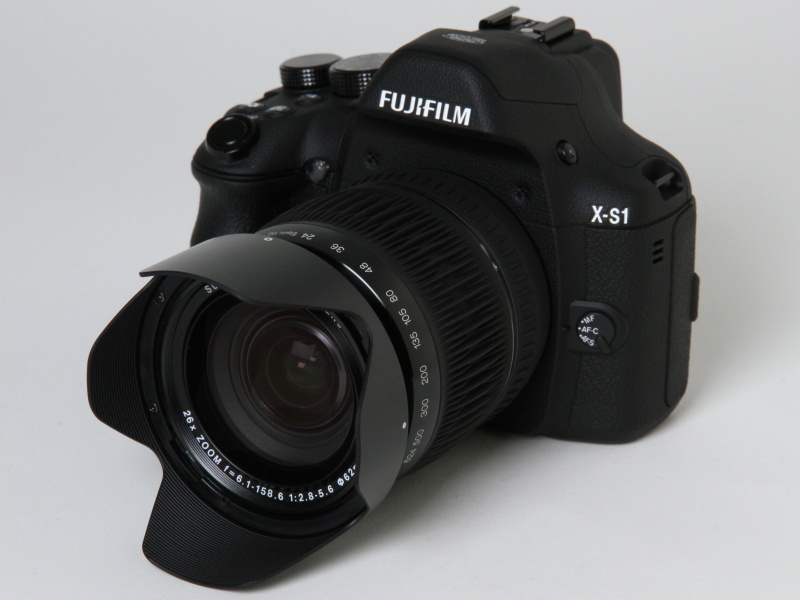 <b>フードを装着したところ</b>