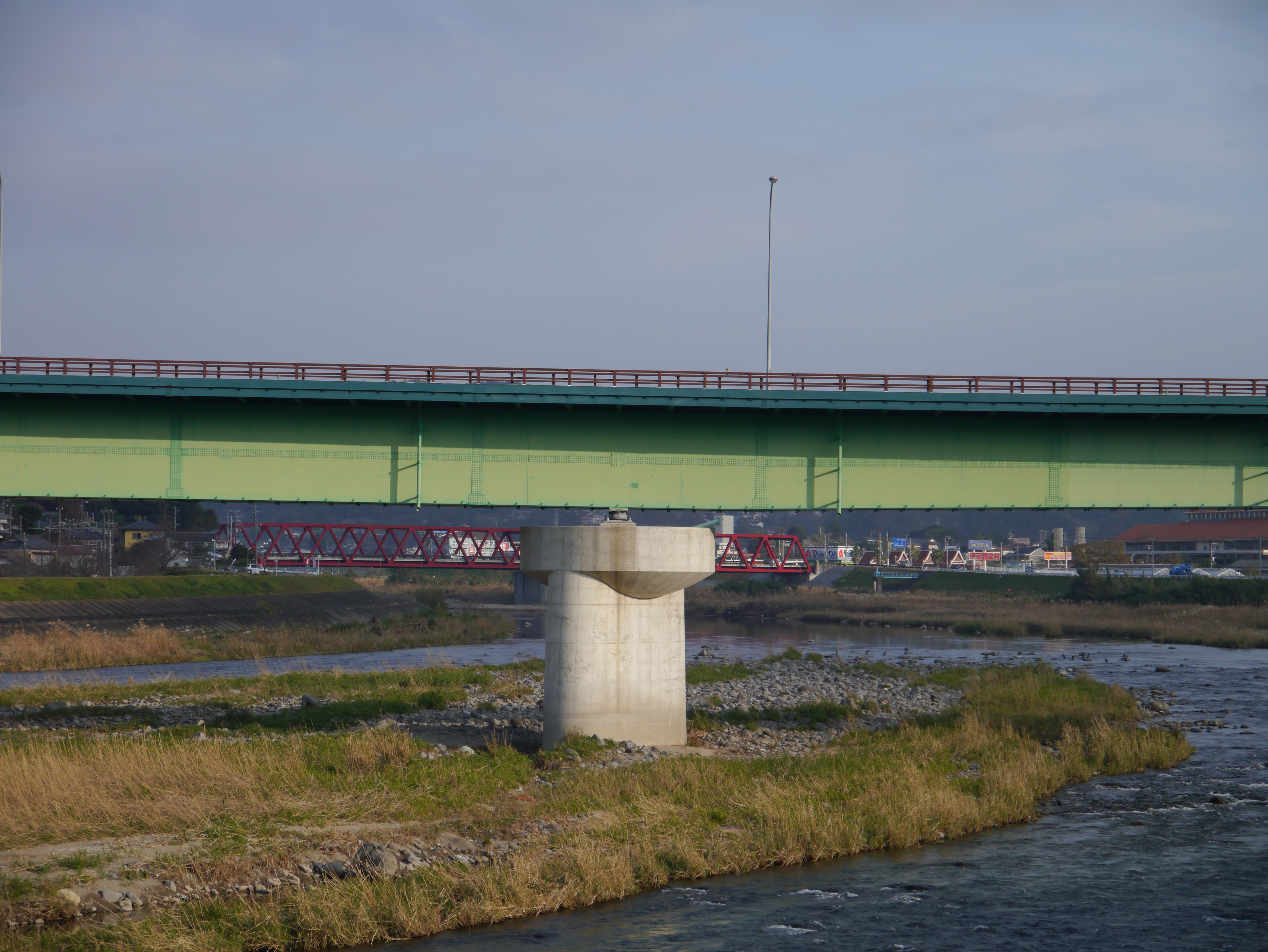 <b>DMC-G3 / LUMIX G VARIO 14-42mm F3.5-5.6 ASPH. MEGA O.I.S. / 約7.4MB / 4,592×3,448 / 1/640秒 / F5.6 / 0.0EV / ISO160 / WB:オート / 42mm</b>