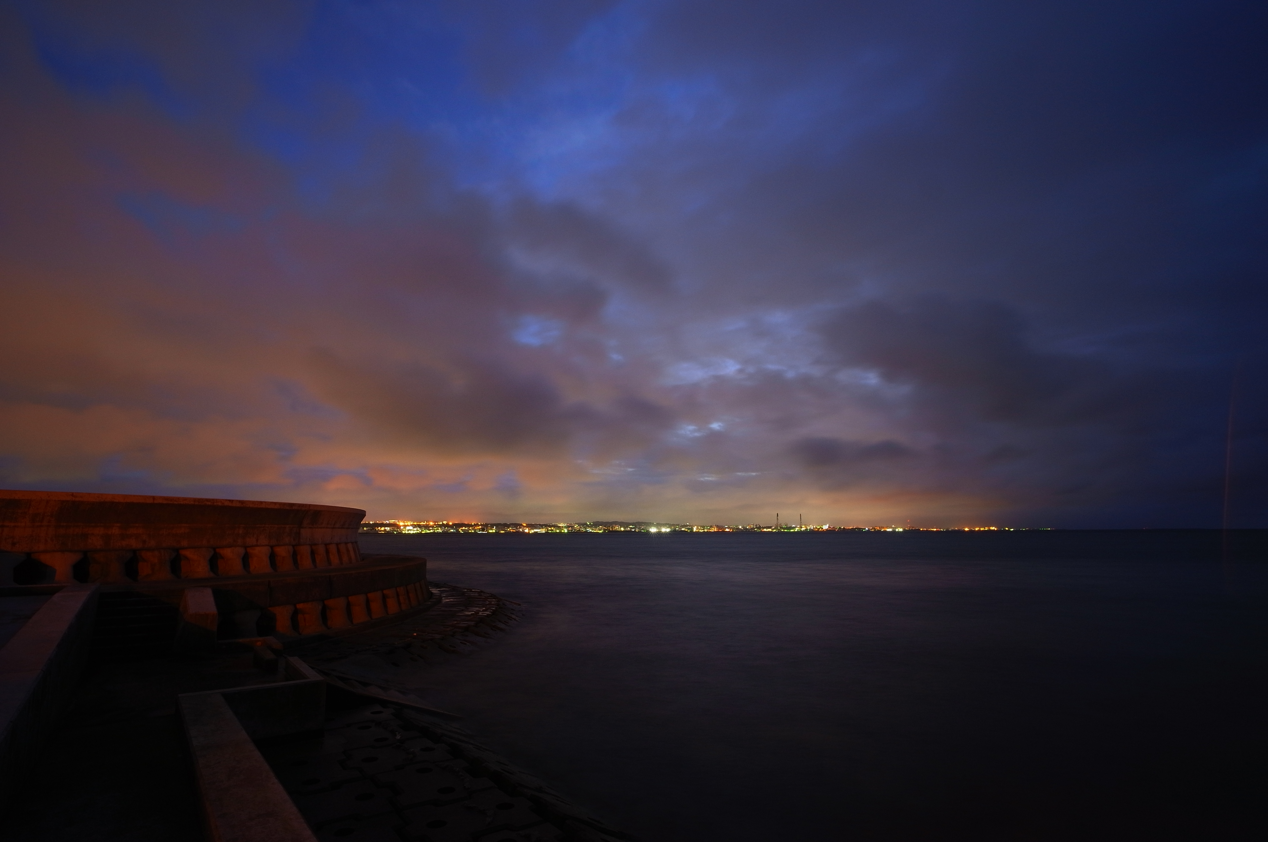 <b>GXR MOUNT A12 / ULTRA WIDE-HELIAR 12mm F5.6 / 4.0MB / 4,288×2,848 / 6秒 / F11 / 0.0EV / ISO200 / WB:屋外 / 12mm</b>