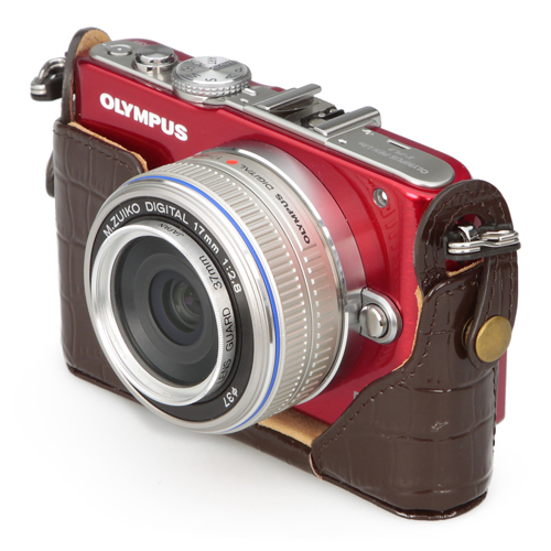 <b>クロコ調ブラウン</b>