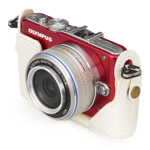 <b>クロコ調ホワイト</b>