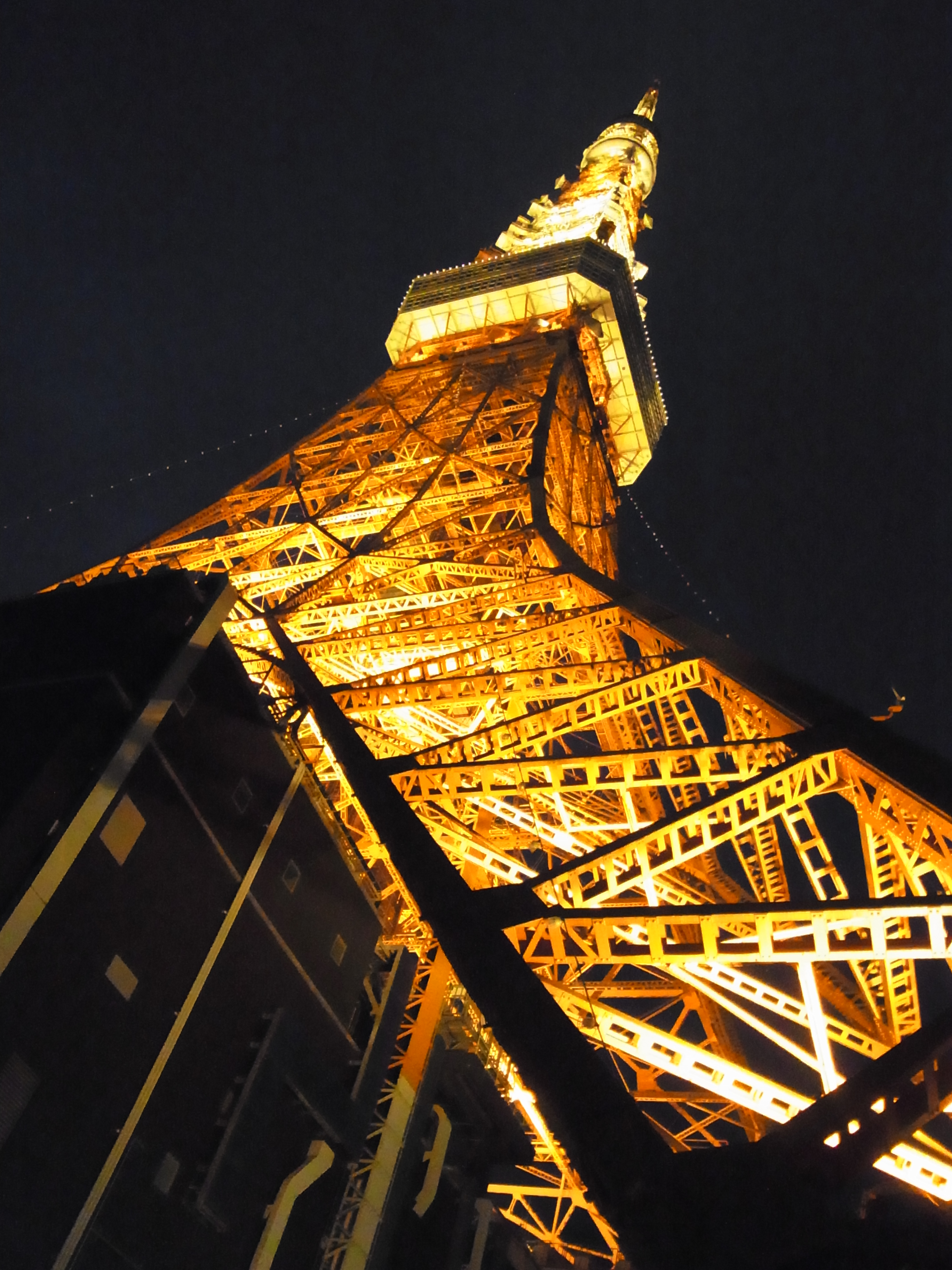 <b>NRオート / ISO3200 / CX6 / 約3.6MB / 2,736×3,648 / 1/270秒 / F3.5 / +0.7EV / WB:オート / 4.9mm</b>