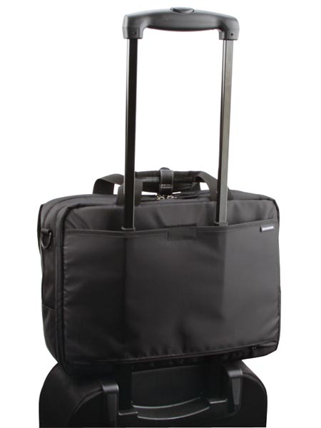 <b>ルフトデザインアーバンショルダーバッグM</b>