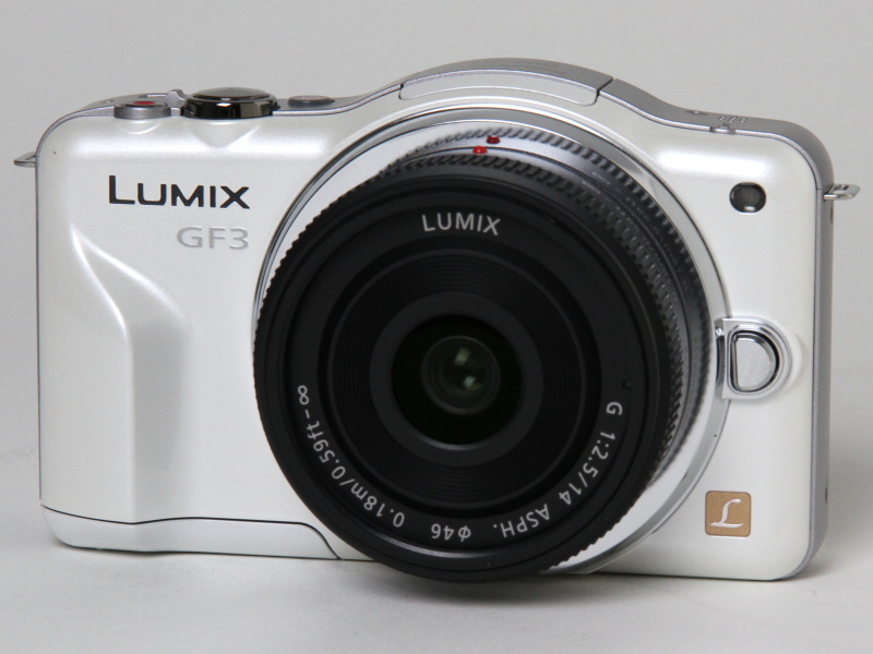 <b>パナソニックLUMIX DMC-GF3</b>