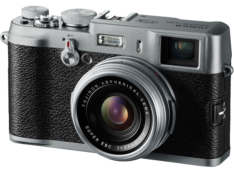 <b>FUJIFILM X100</b>