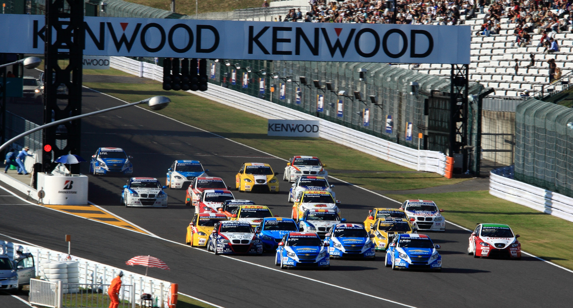 <b>Canon EOS 50D / 289mm / 1/100秒 / F16</b>