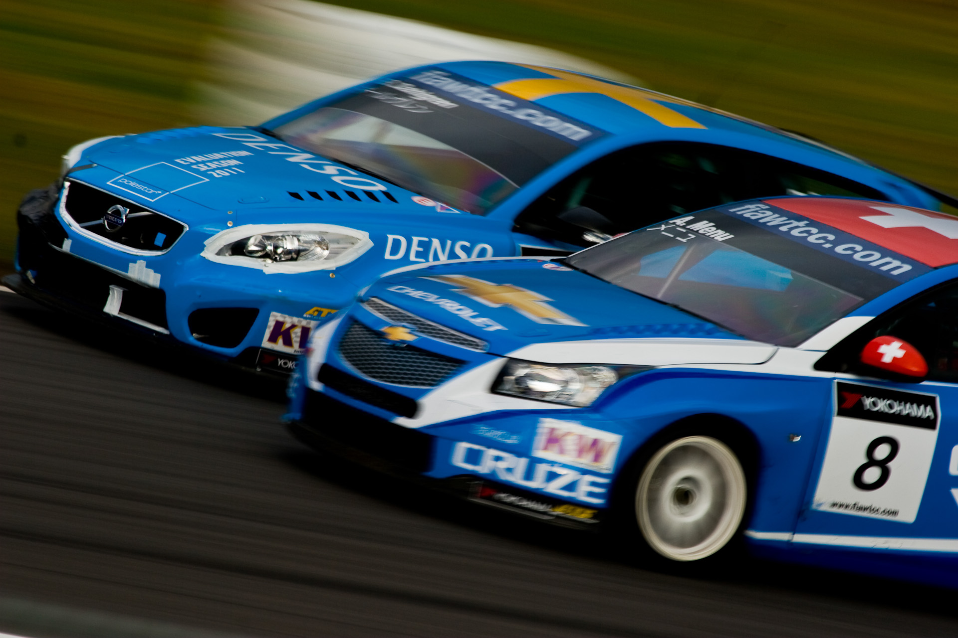 <b>Canon EOS 30D / 400mm / 1/30秒 / F9</b>