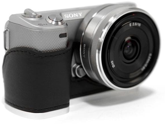 <b>NEX-5Nへの装着例</b>