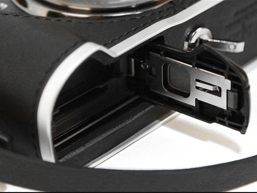 <b>DMC-GF3への装着例</b>