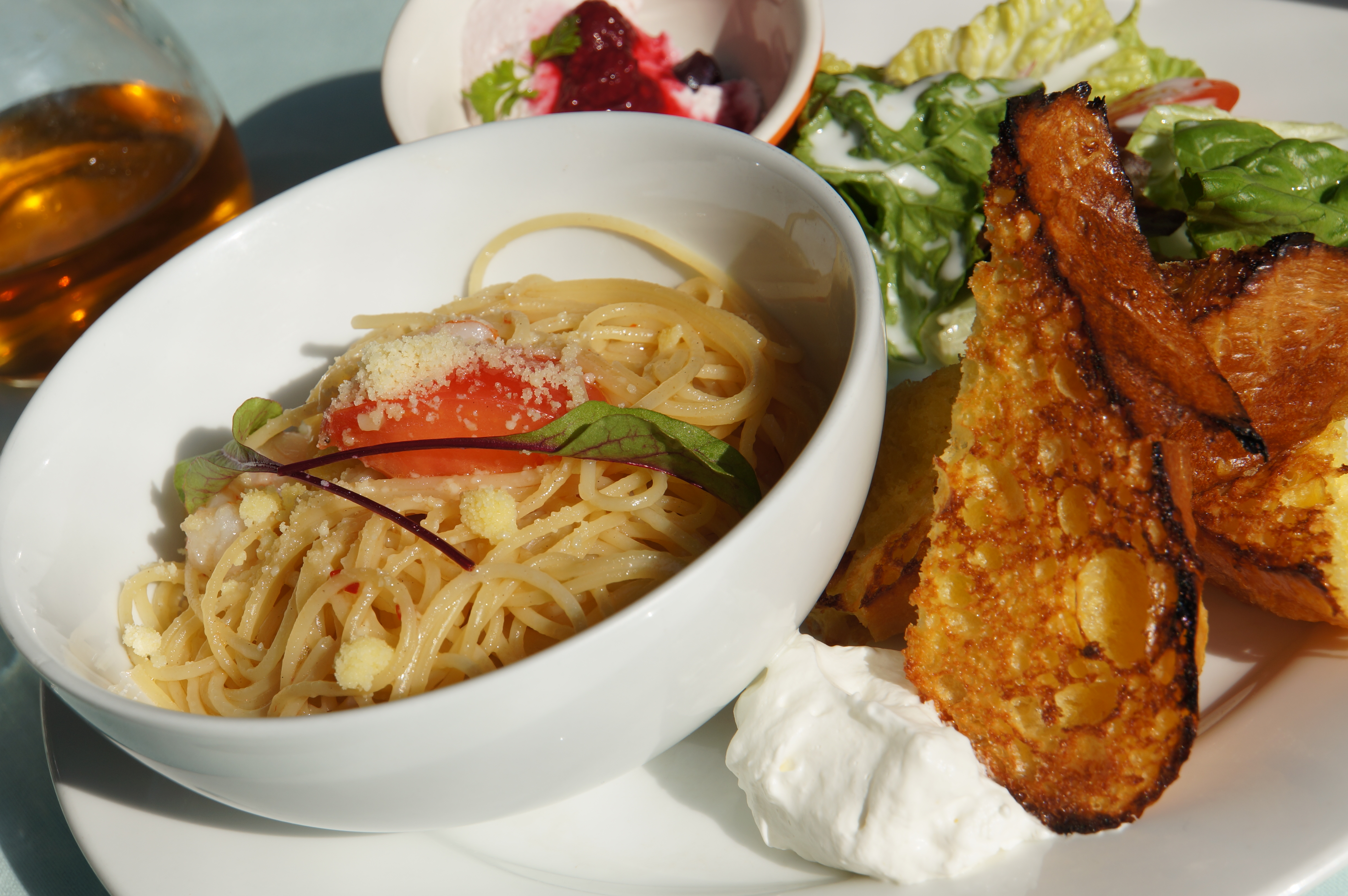 <b>NEX-5N / 18-200mm F3.5-6.3 Di III VC / 約3.7MB / 4,912×3,264 / 1/250秒 / F9 / +0.7EV / ISO100 / WB:太陽光 / 55.8mm</b>