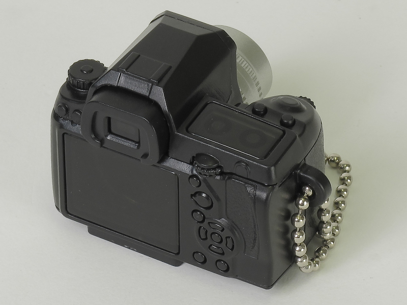 <b>K-7 + DA 70mm F2.4 Limited Silver</b>