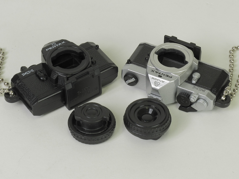 <b>MXのレンズを外したところ</b>