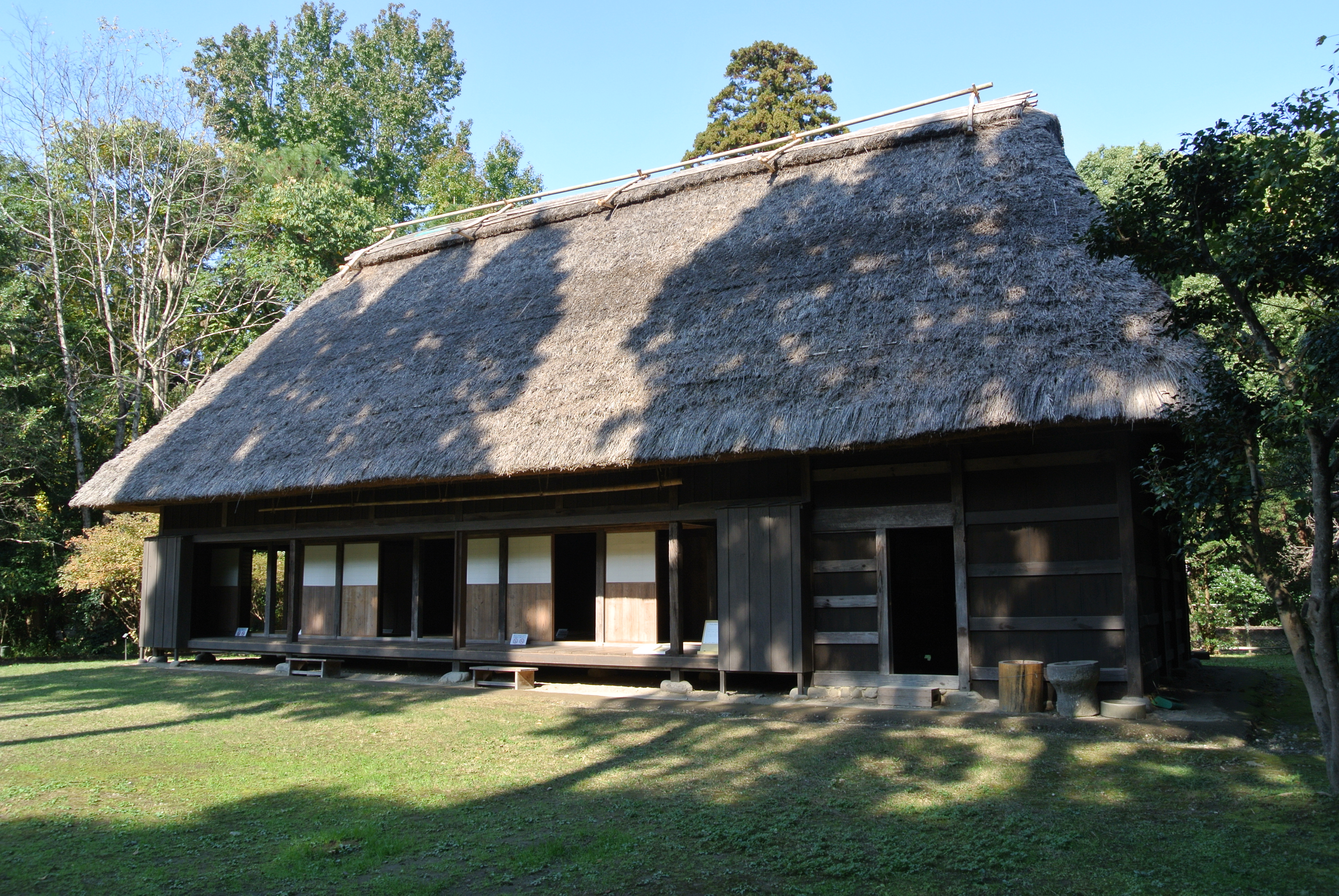 <b>Nikon 1 J1 / 1 NIKKOR VR 10-30mm F3.5-5.6 / 約6.1MB / 3,872×2,592 / 1/60秒 / F8 / -0.7EV / ISO100 / WB:オート / 10mm</b>