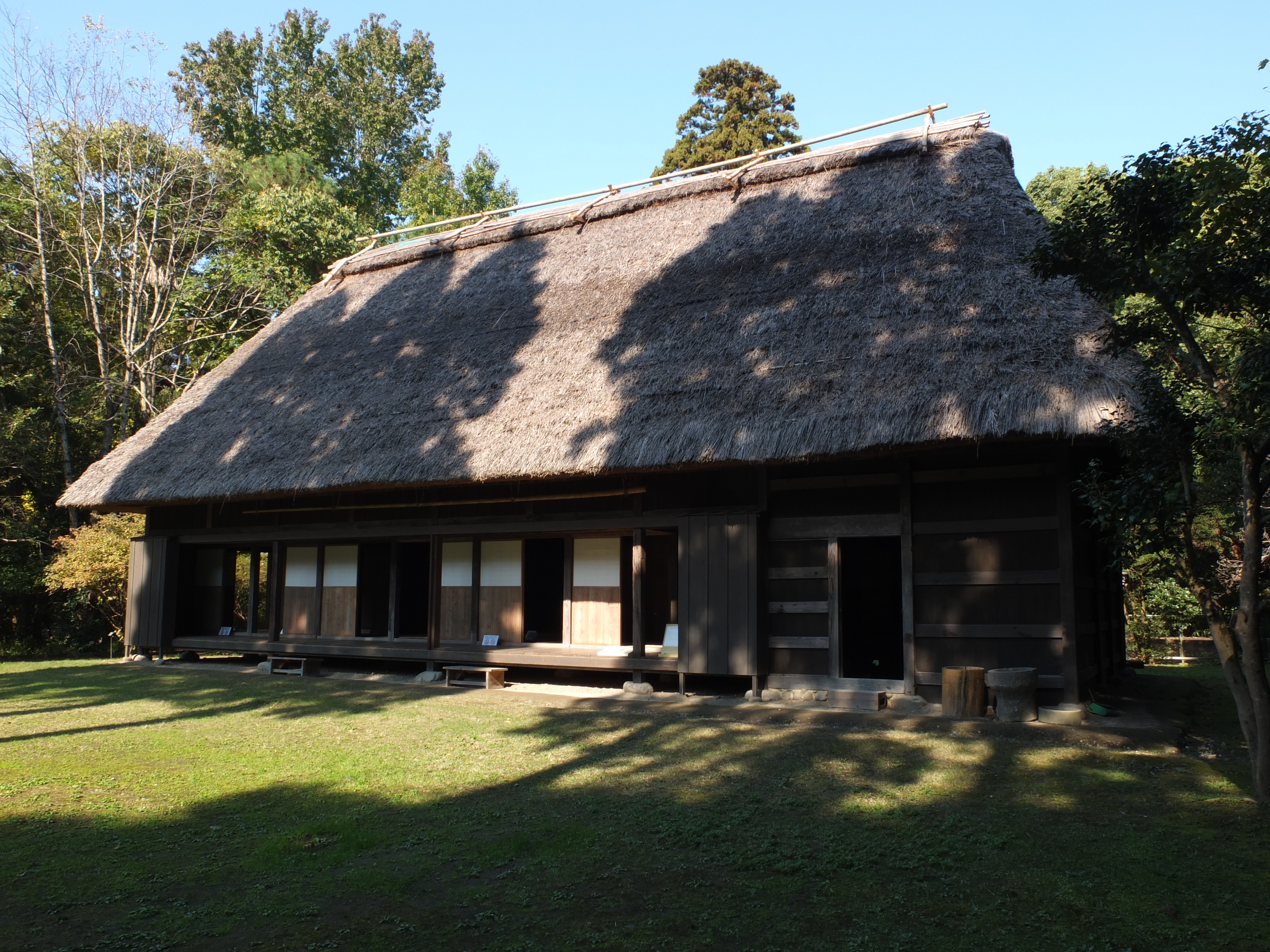 <b>FUJIFILM X10 / 約4.7MB / 4,000×3,000 / 1/85秒 / F8 / -0.7EV / ISO100 / WB:オート / 7.1mm</b>