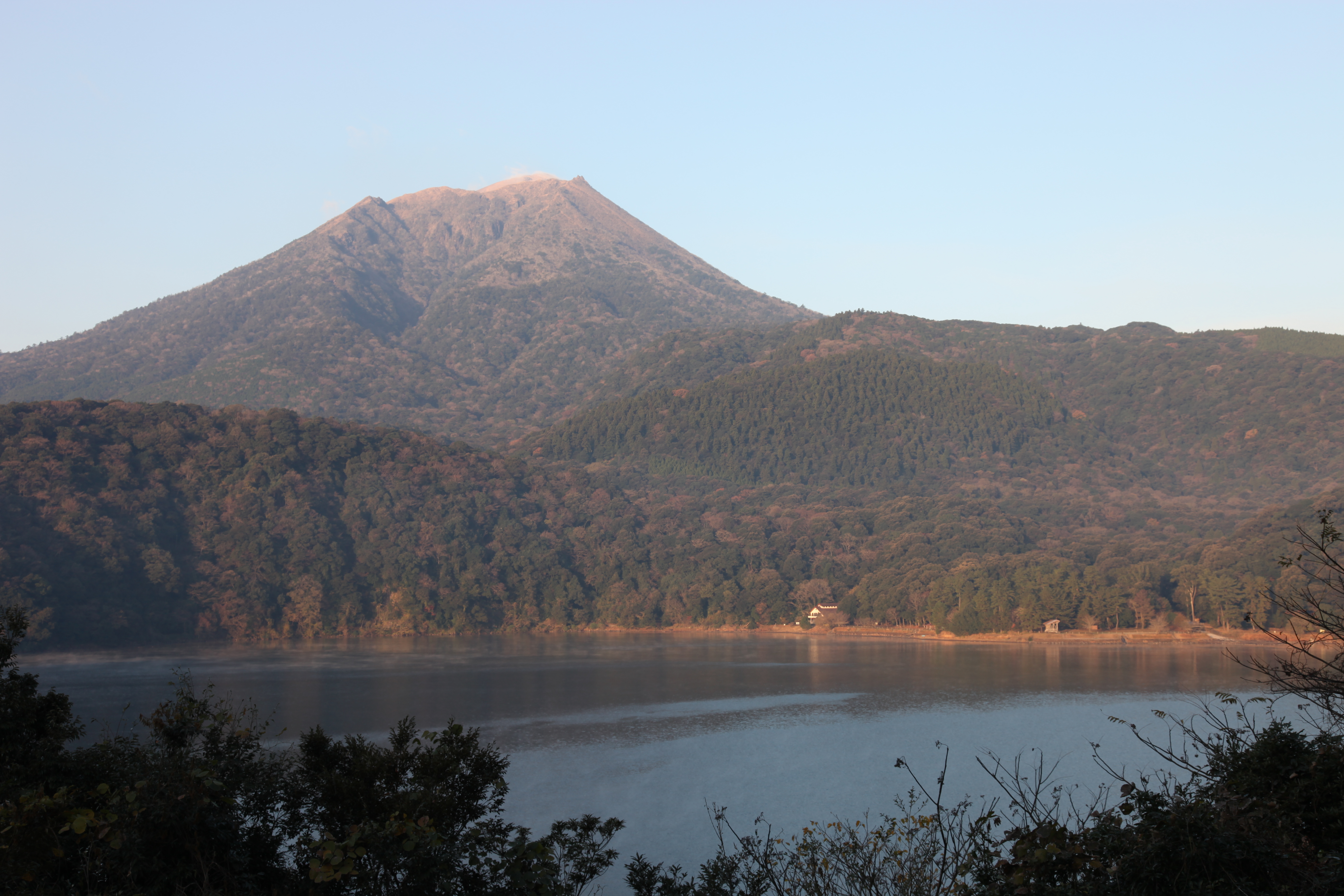 <b>EOS 5D Mark II / EF 24-105mm F4 L IS USM / 約5.5MB / 5,616×3,744 / 1/60秒 / F8 / 0.0EV / ISO100 / WB:オート / 47mm</b>