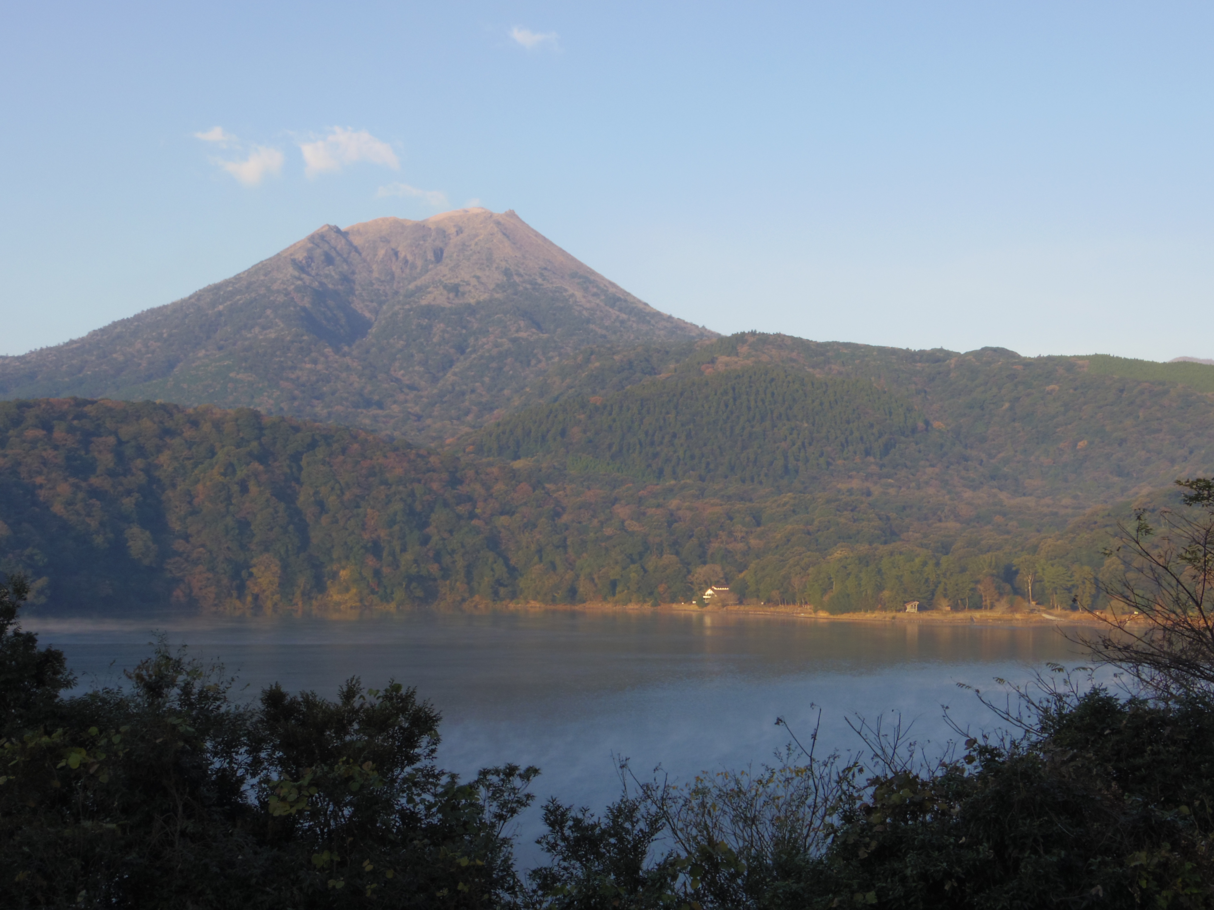 <b>PENTAX Q / PENTAX-02 STANDARD ZOOM / 約2.2MB / 4,000×3,000 / 1/100秒 / F8 / 0.0EV / ISO125 / WB:オート / 8.2mm</b>