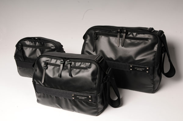 <b>左からICAM-1100、ICAM-3500、ICAM-6000</b>