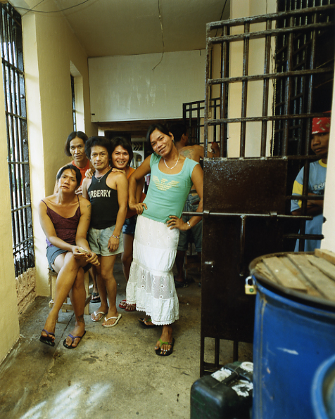 <b>（c）岩根愛</b>