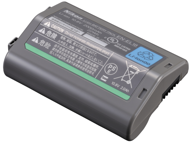 <b>バッテリーは新型の「EN-EL18」</b>