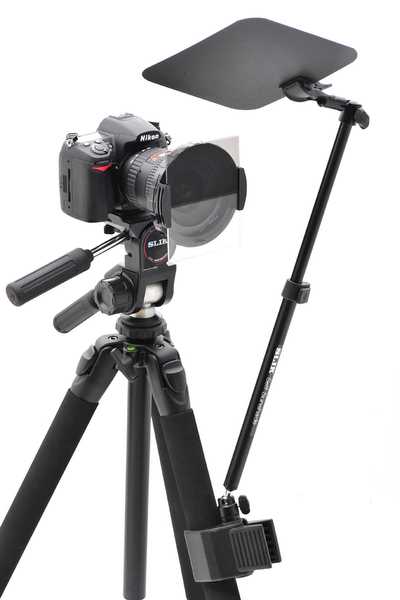 <b>三脚への取り付け例</b>