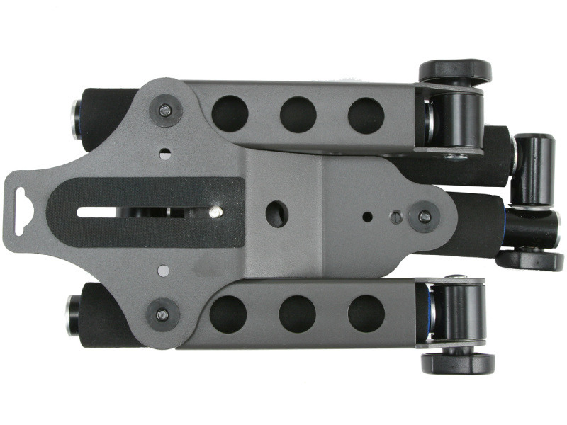 <b>関節部に1/4インチネジを備える</b>