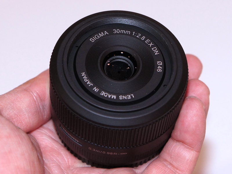 <b>SIGMA 30mm F2.8 EX DN</b>