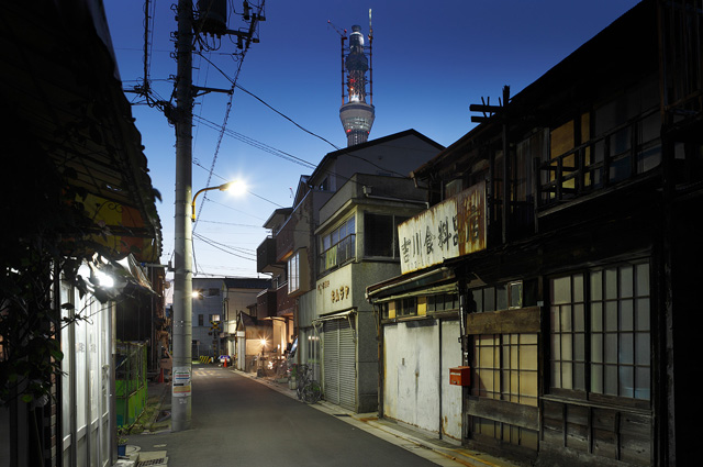 <b>2010年12月10日 墨田区 京島（c）SATO Shintaro</b>