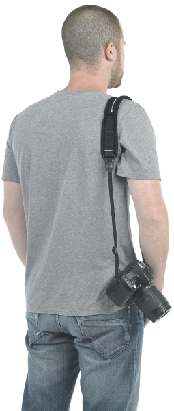 <b>カメラストラップDLの使用例</b>