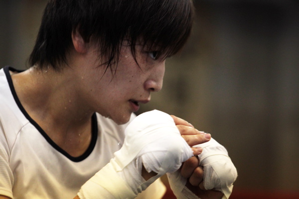 <b>(c) Tomoko Ishiwata</b>