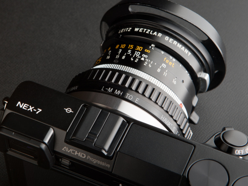 <b>レンズを最短にセットした上で、アダプター側のヘリコイドをせり出していく</b>