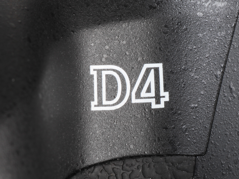 <b>機種名ロゴ</b>