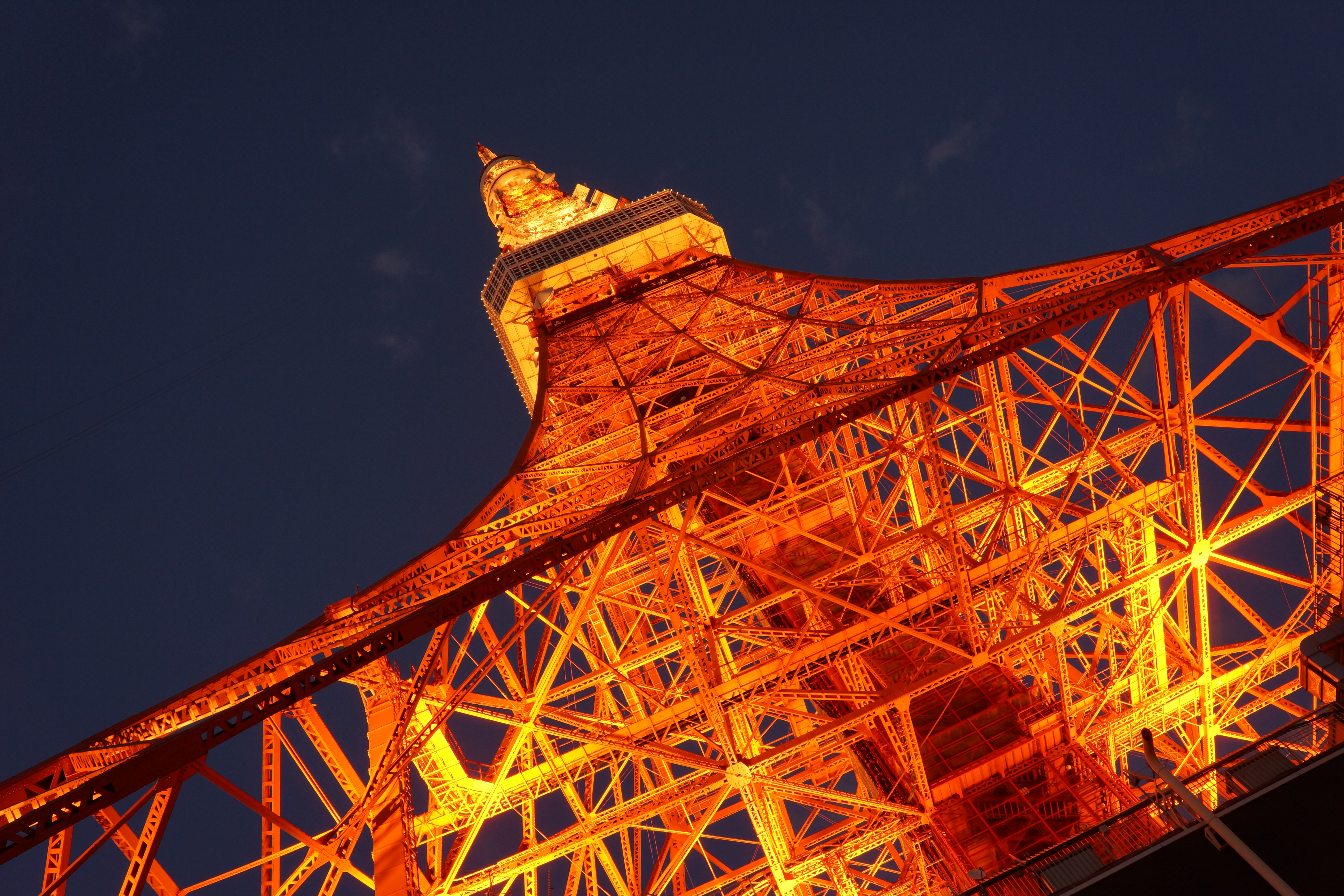 <b>NR:標準 / ISO400 / NEX-7 / E 18-55mm F3.5-5.6 OSS / 8.4MB / 6,000×4,000 / 1/13秒 / F8 / +0.3EV / WB:オート / 18mm</b>